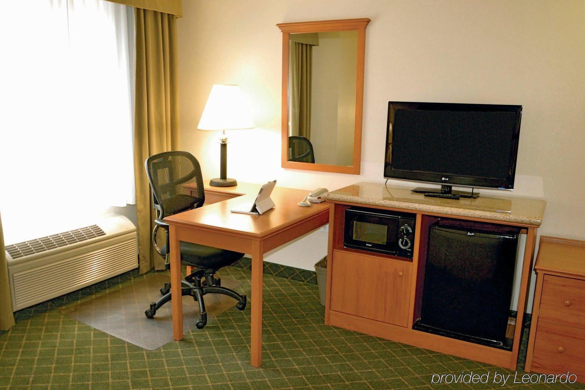 La Quinta By Wyndham Portland Airport Hotel Exterior foto